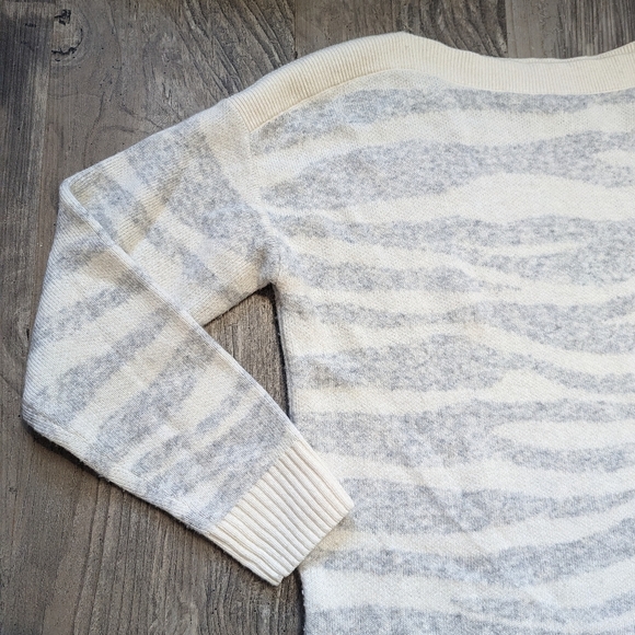 LOFT women's tunic oversized wool blend sweater cream gray Sz XS - Picture 11 of 11